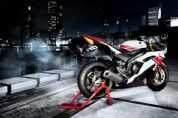 YZF-R6 WGP(50��������)ͼ��(2��)