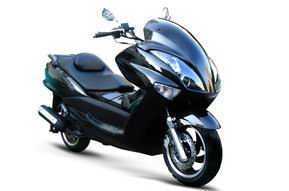 �ξ� 250CC Scooter