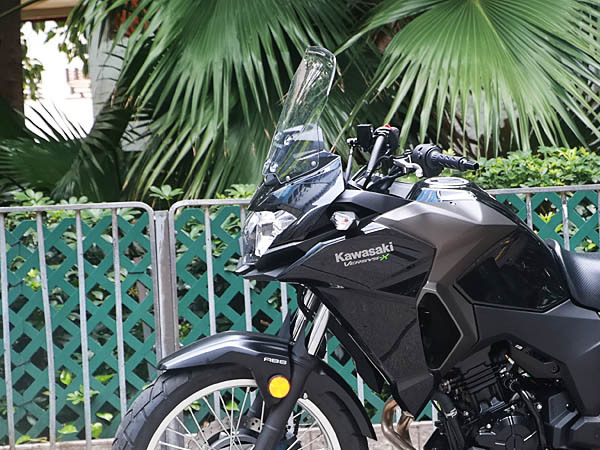 ����VERSYS-X300ABS�������г���ɫʵ��