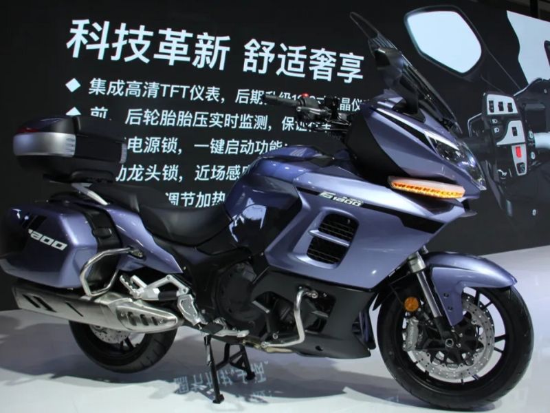 ������ Benelli