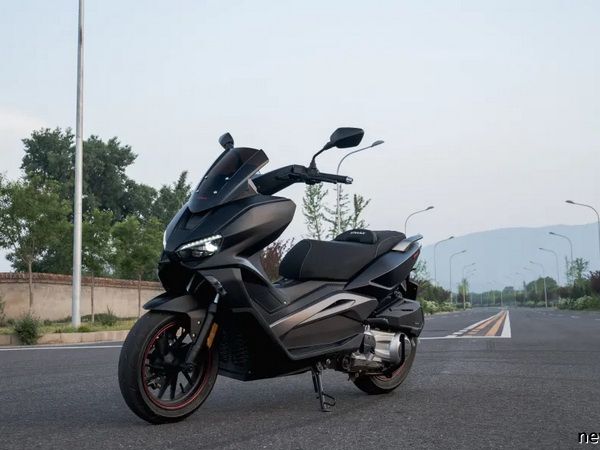 ����������ò��һ������VMAXie300��Ƚ���