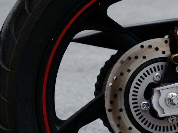 �����˶��ֳ�������������300ZF����