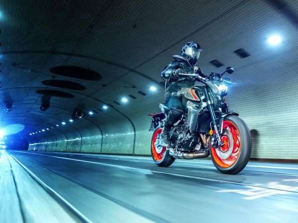 ��������һ���˶��ֳ�MT-09����