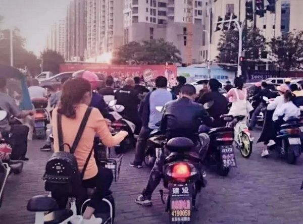 ��Ԫ�����ź���Flash150T